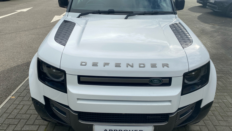 Land Rover Defender 3.0 D250 X-Dynamic SE 90 3dr Auto Diesel Estate